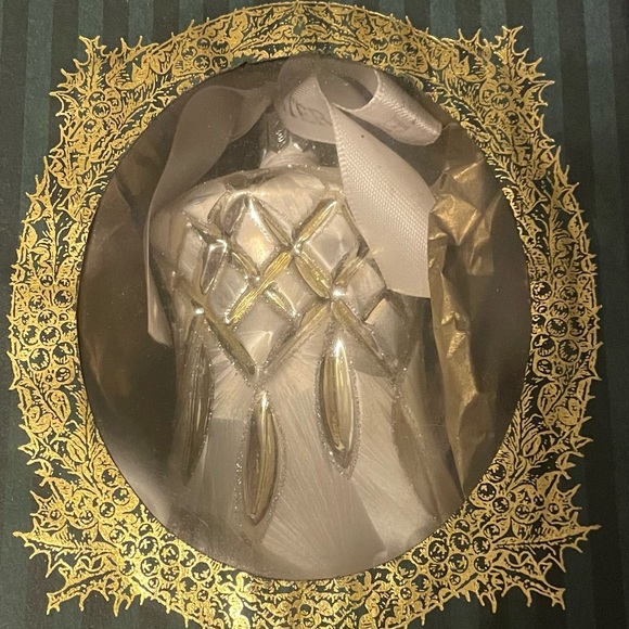 Waterford Lismore Holiday Heirloom ICE BELL. Ornament.  Lismore Since 1952. - Picture 11 of 12